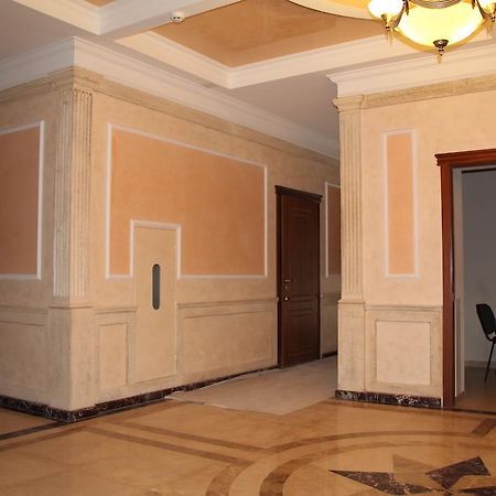 Apartment In Center Of Odessa Buitenkant foto