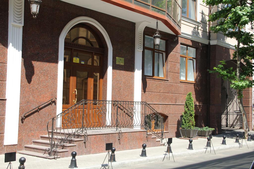 Apartment In Center Of Odessa Buitenkant foto